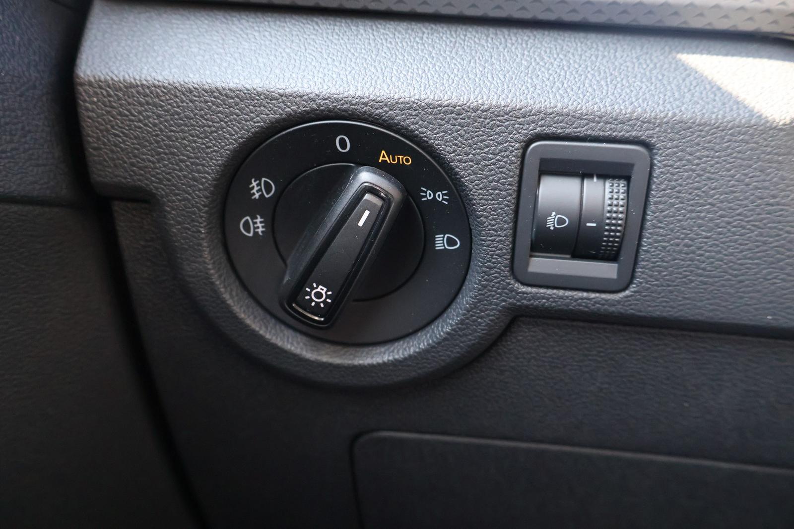 Volkswagen T-Cross 1.0 Active Navi Android Apple PDC DAB, миниатюра 27