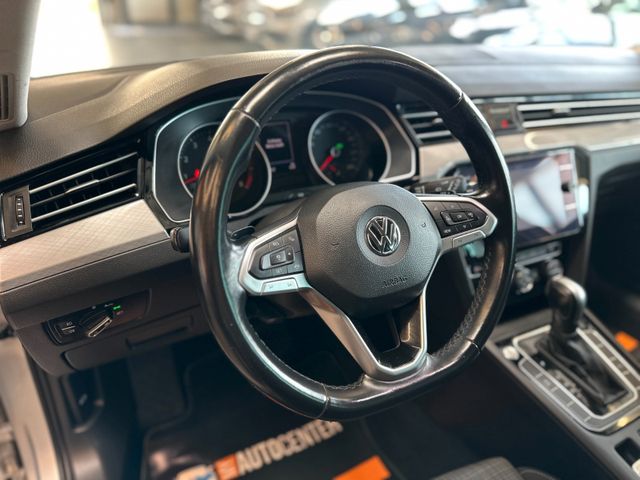 Volkswagen Passat *KEYLESS*ACC*AHK*NAV*3-ZONEN*LED*