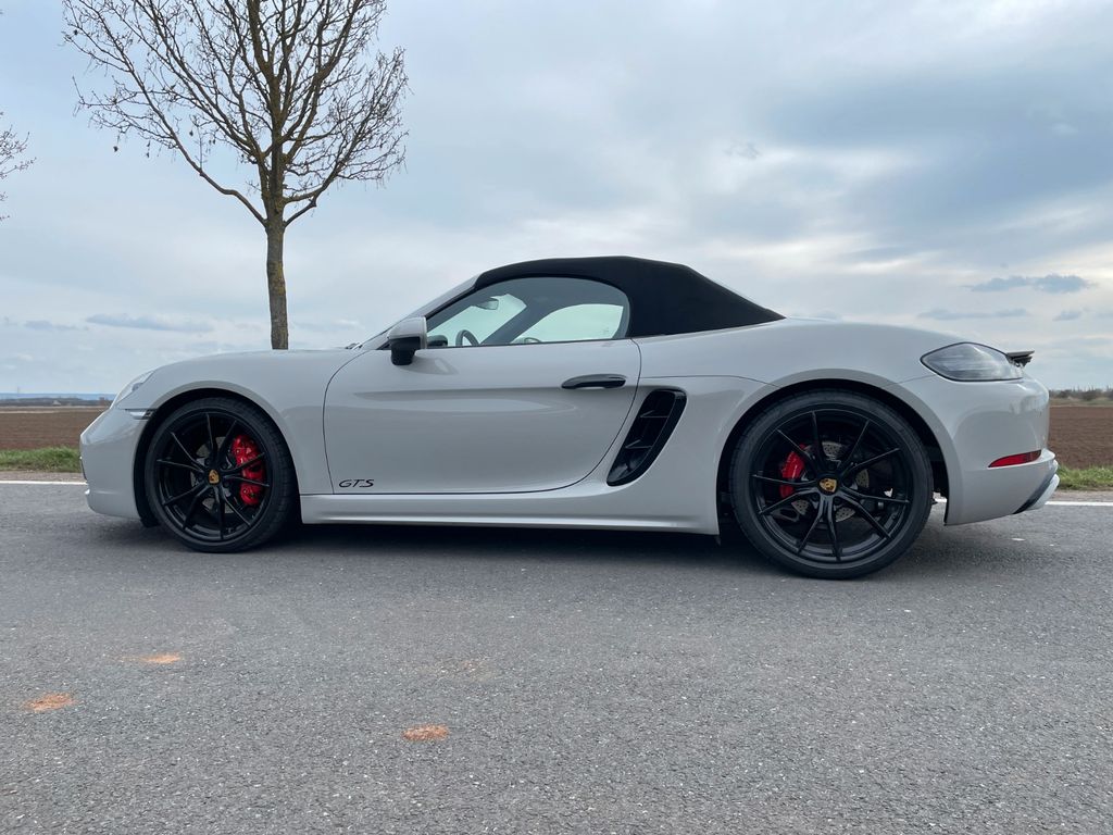Image of Porsche Boxster