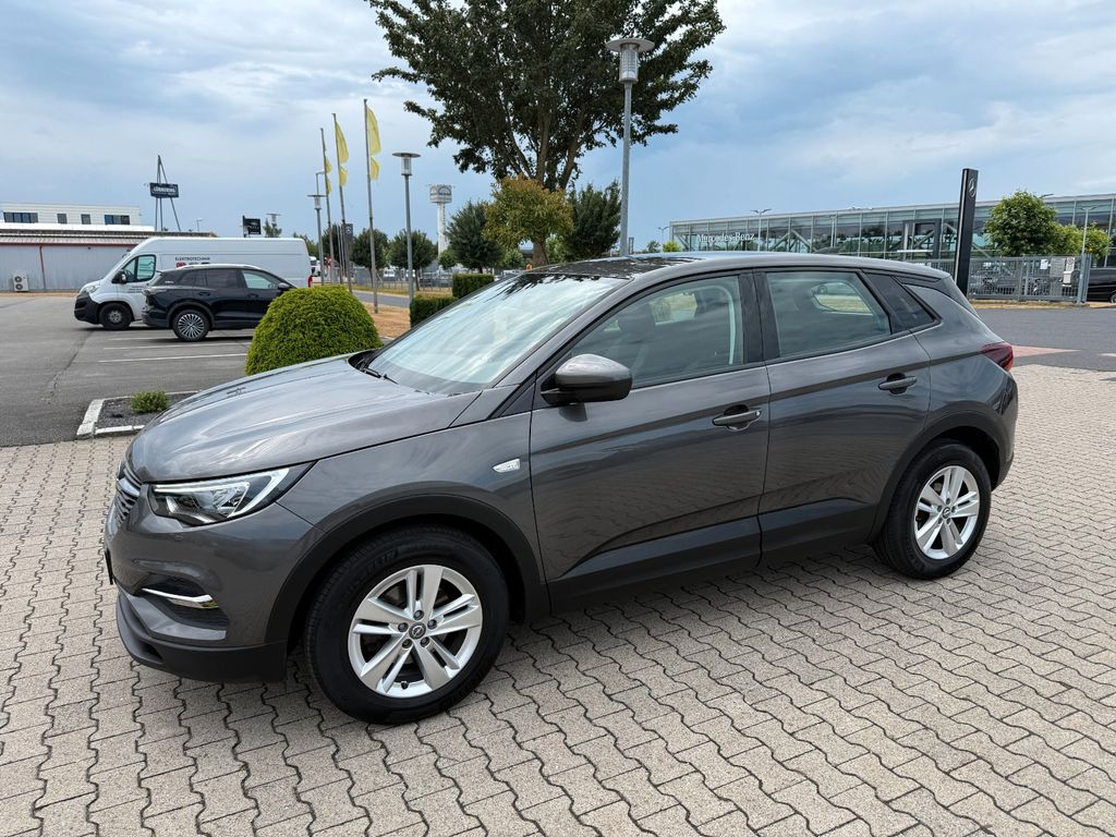 Image of Opel Grandland (X)