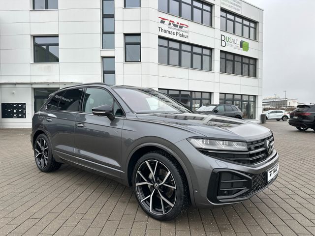 Volkswagen Touareg 3.0 TDI R-Line+DYNAUDIO+STH+AHK+PANO