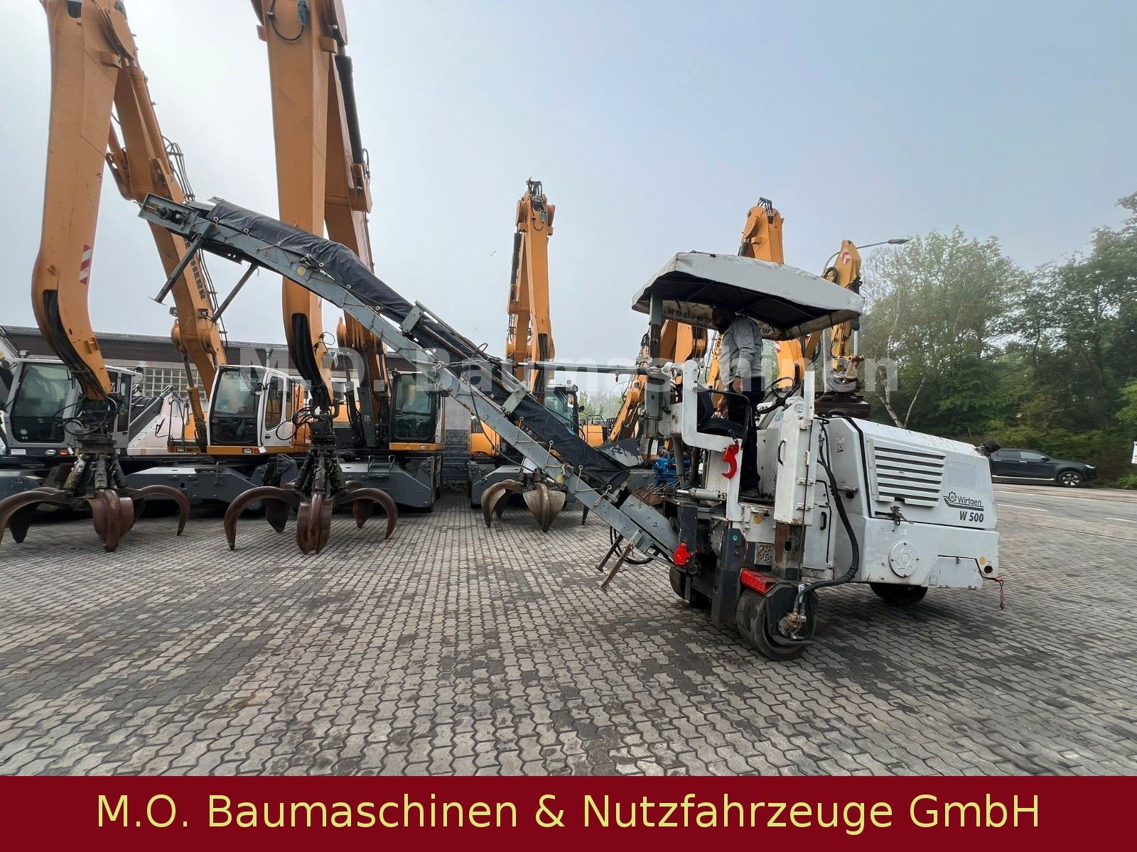 Fahrzeugabbildung Wirtgen W 500  / Straßenfräse /