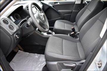 Volkswagen Tiguan - 9