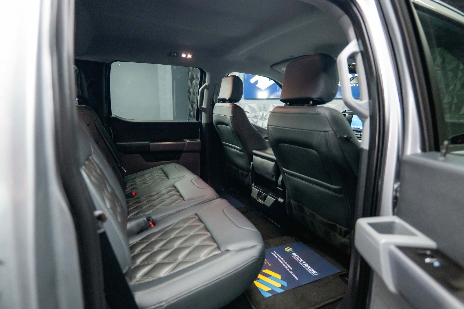 Fahrzeugabbildung Ford F150 5.0L V8 4x4 Offroad SuperCrew RAPTOR 19%