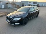 Skoda Superb 2.0 TDI * Automatik * Leder * AHK * 170PS - Skoda Superb: TDI 170