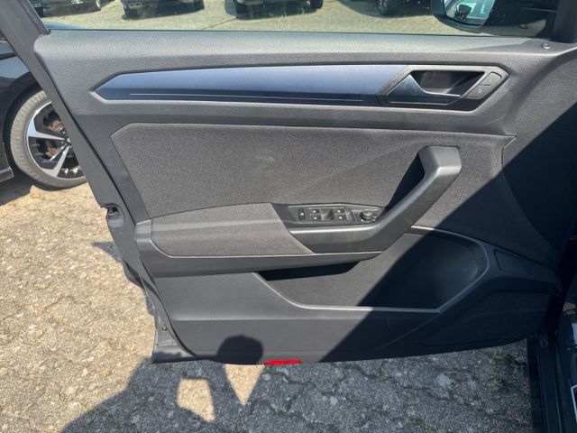 T-Roc United 1.5 TSI Navi Climatronic ACC Sitzhe