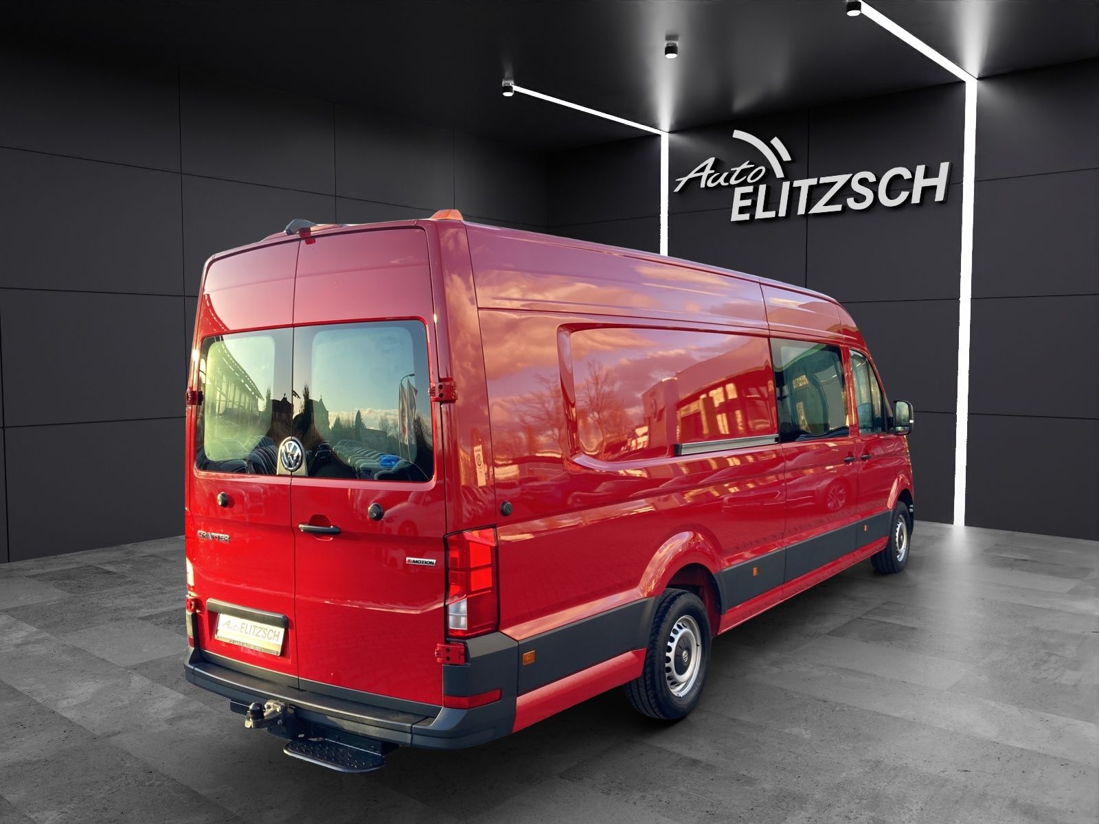 Fahrzeugabbildung Volkswagen Crafter Kasten 35 HD 4Motion STHZ. 230V Vorb. AH