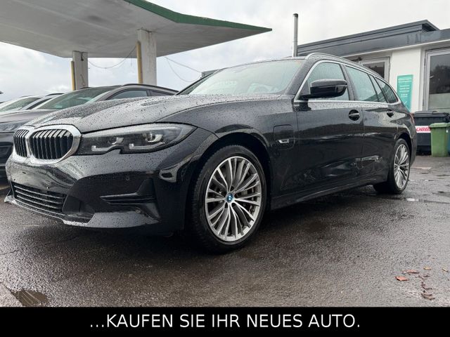 BMW 330e Touring Advantage
