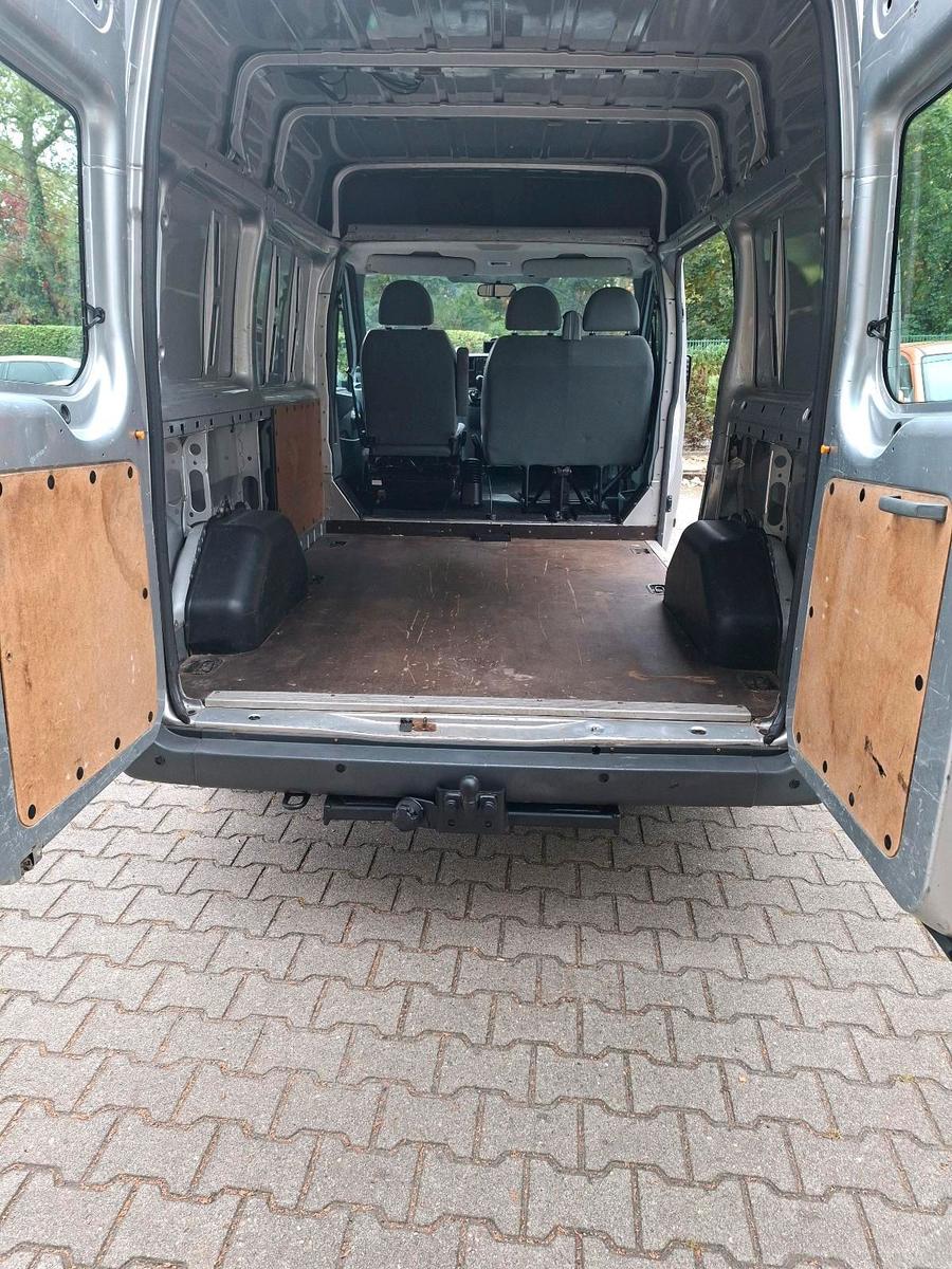 Ford Transit 2010 — photo 8