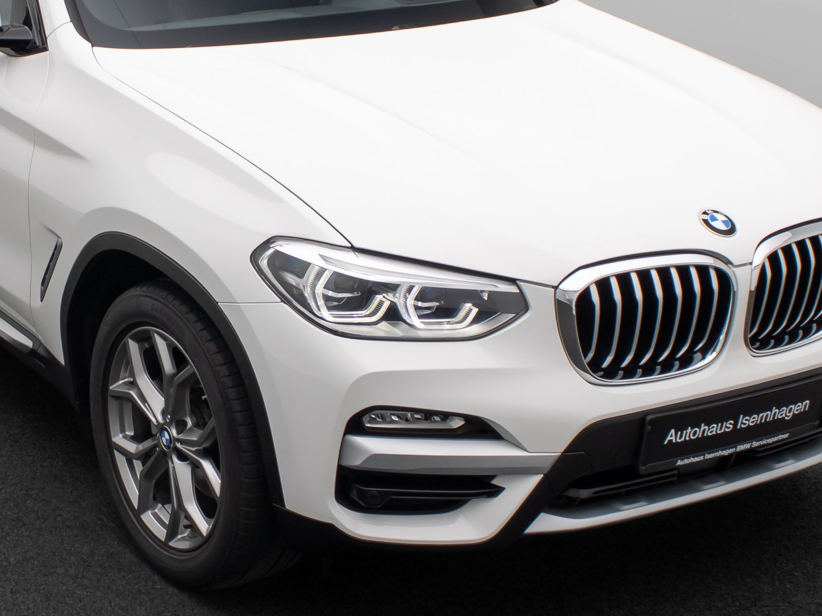 Fahrzeugabbildung BMW X3 xD20d xLine HUD DAB Panorama Alarm H/K 19Zoll