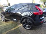 Volvo XC 40  AWD Allrad Kamera AHK - gebrauchte Volvo XC40 aus dem Jahr 2019