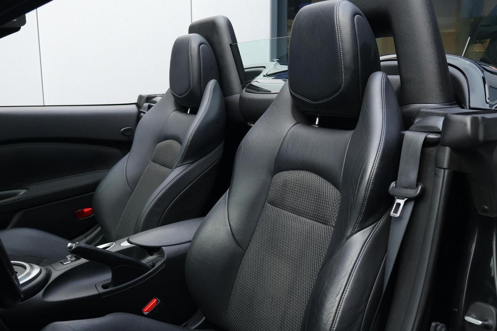 Nissan 370Z Roadster 3.7 V6 Pack | 328 ch | BVA | Capote électrique | Sièges chauffants | Xénon | Bluetooth | Régulateur de vitesse