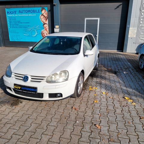 Volkswagen Golf 1.6 Comfortline Automatik