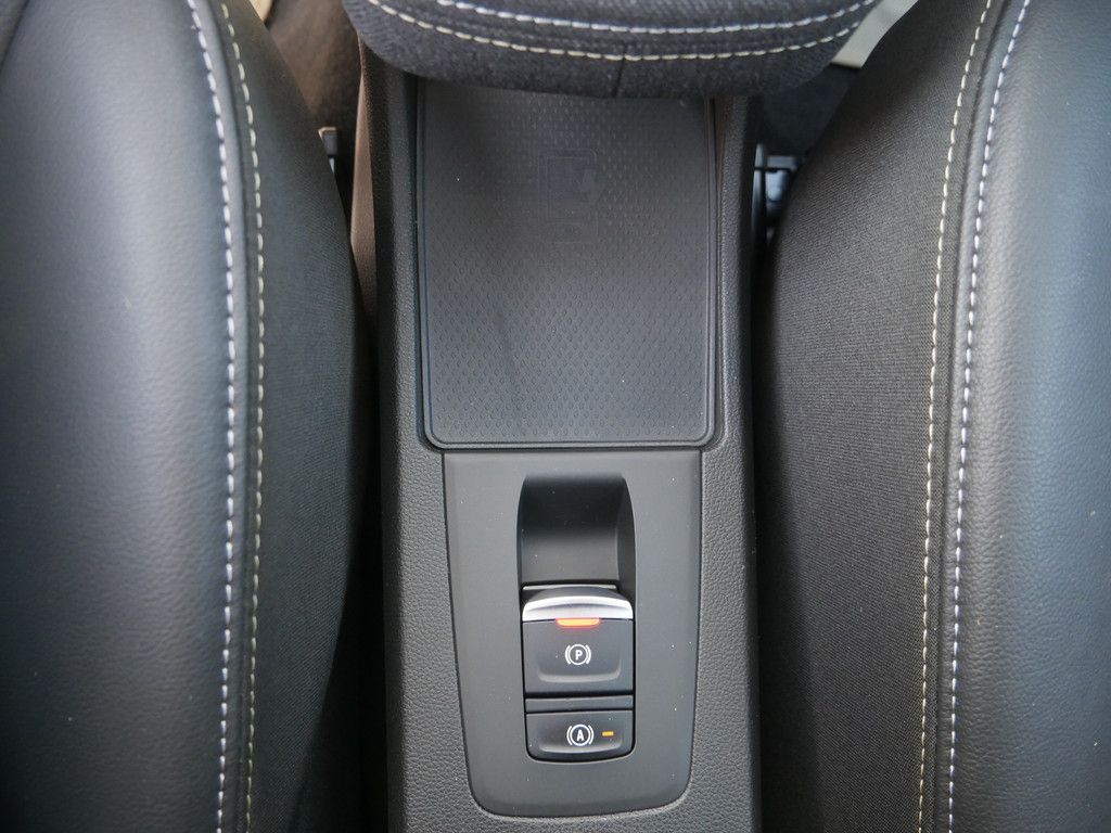 Fahrzeugabbildung Renault ZOE E-TECH Iconic KLIMA PDC SHZ KAMERA BOSE LED