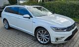 Volkswagen Passat Variant GTE DSG/LED/PANO/StHz-Vollausst