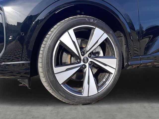 Fahrzeugabbildung Audi Q5 S line edition one TDI quattro HeadUp Matrix