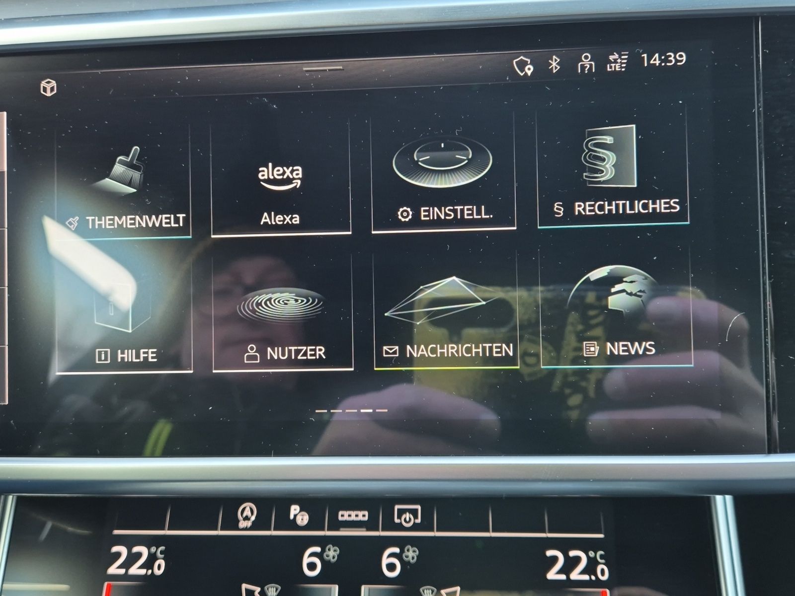 Fahrzeugabbildung Audi S6 Avant TDI quattro Matrix Navi AVC ACC B&O SHZ