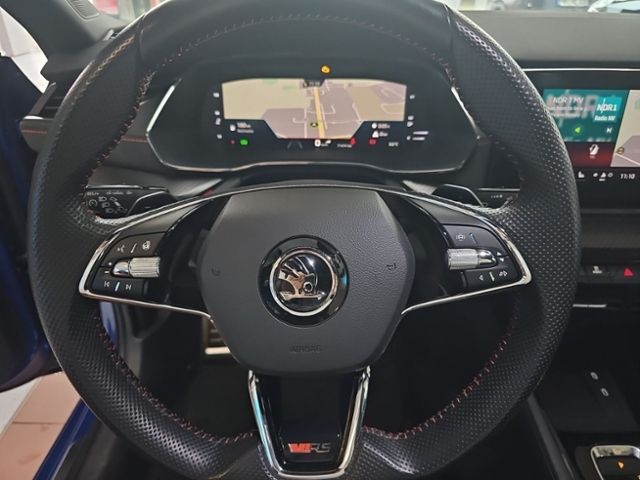 Fahrzeugabbildung SKODA Octavia Combi 2.0 TDI DSG RS LED-MATRIX NAVI EL.
