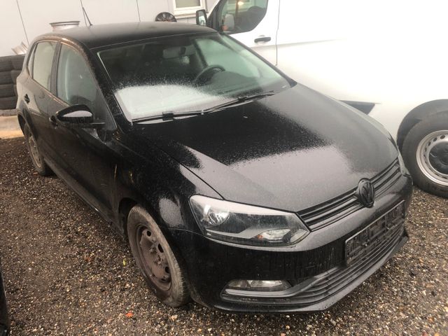 Volkswagen Polo V Trendline Heckschaden