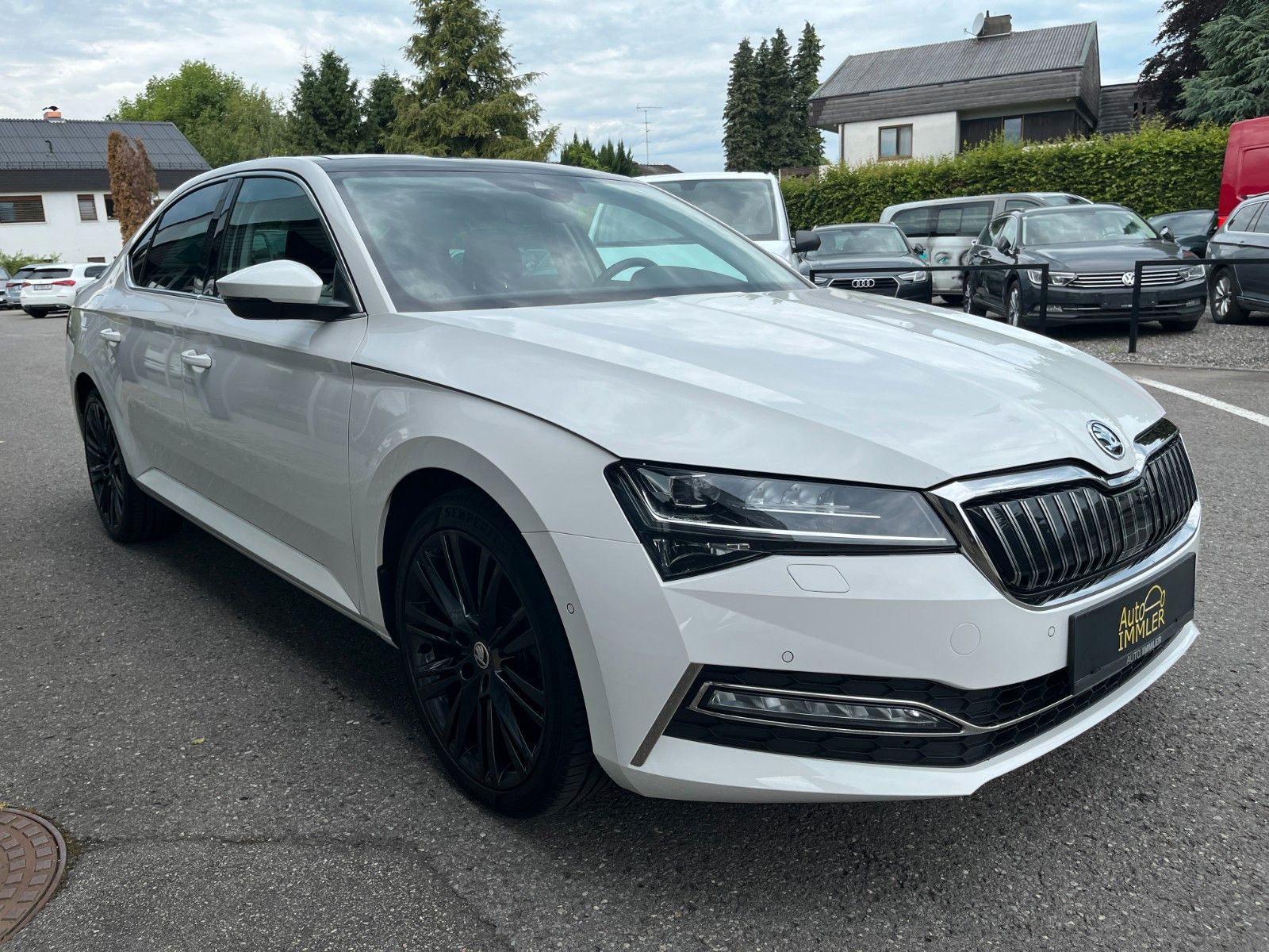 Skoda Superb Lim. Style iV*ACC+RADAR*19"ALU*PANORAMA* imagem 3