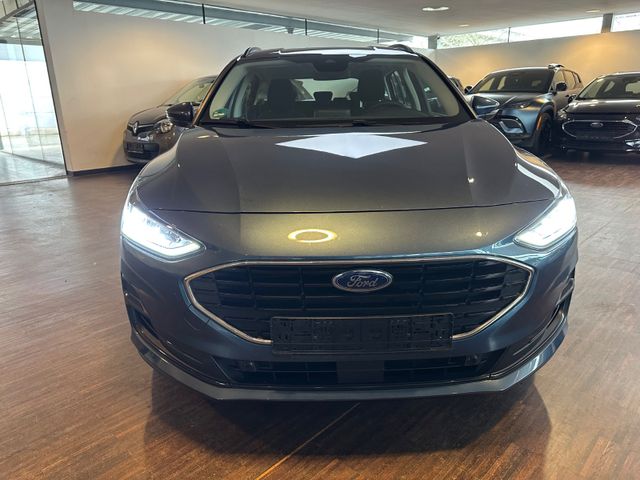 Fahrzeugabbildung Ford Focus 1,5 EcoBlue 88kW Cool & Connect Turnier