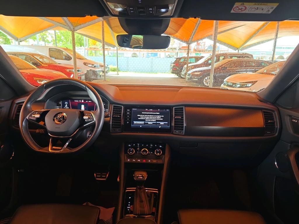 Fahrzeugabbildung SKODA Kodiaq 2.0 TSI RS 4x4/PANO/AHK/ST-HZ/ACC/360°/7S
