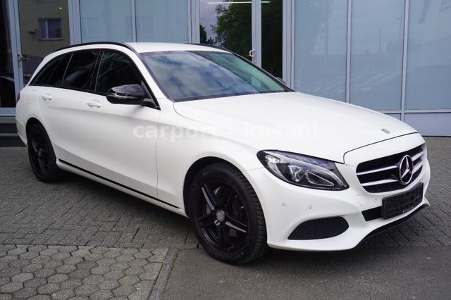 MERCEDES-BENZ C 250 Avantgarde Automatik/NightPaket/LED
