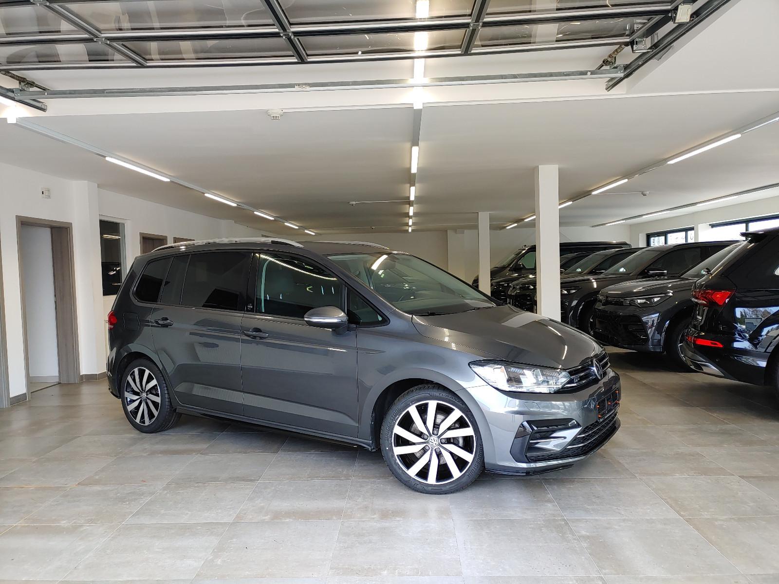 Volkswagen Touran 1.2 TSI R-Line 7Sitze/Navi/AHK/Kam/Winter