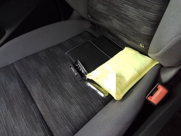 ID.4 Pro 77 kWh Infotainment Paket AHK KAMERA