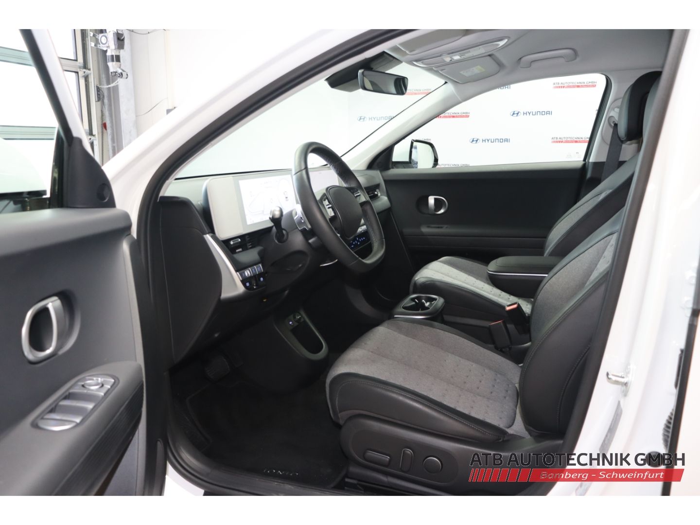 Fahrzeugabbildung Hyundai IONIQ 5 Techniq 77,4 kWh SOH 100% 20'' LM-Felgen