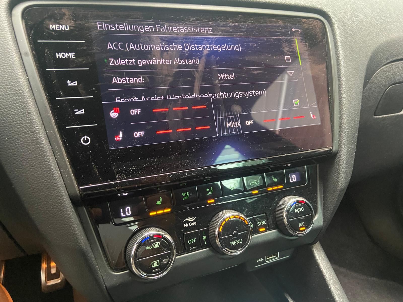 Skoda Octavia Combi RS 4x4 DSG LED Navi Kamera AHK foto 25