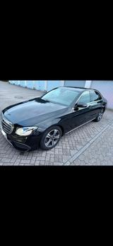 Mercedes-Benz E 300 d Autom. - - Mercedes-Benz E 300 in Düsseldorf