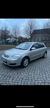 Toyota Corolla 1.4 D-4D Edition DAB - Toyota Corolla mit Diesel-Antrieb