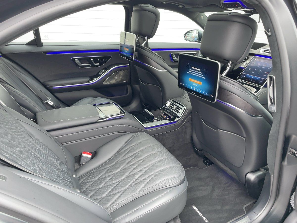 Fahrzeugabbildung Mercedes-Benz S 63 AMG E-Perf. lang Exkl./First-Class/Massage