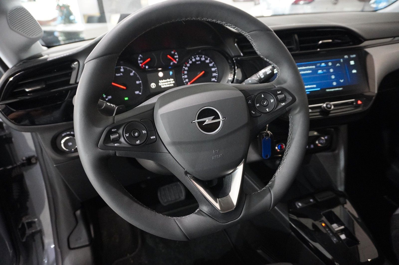 Fahrzeugabbildung Opel Corsa F 1.2T EDIT. 48V DCT NAVI/LED/SPORT/SH/DAB