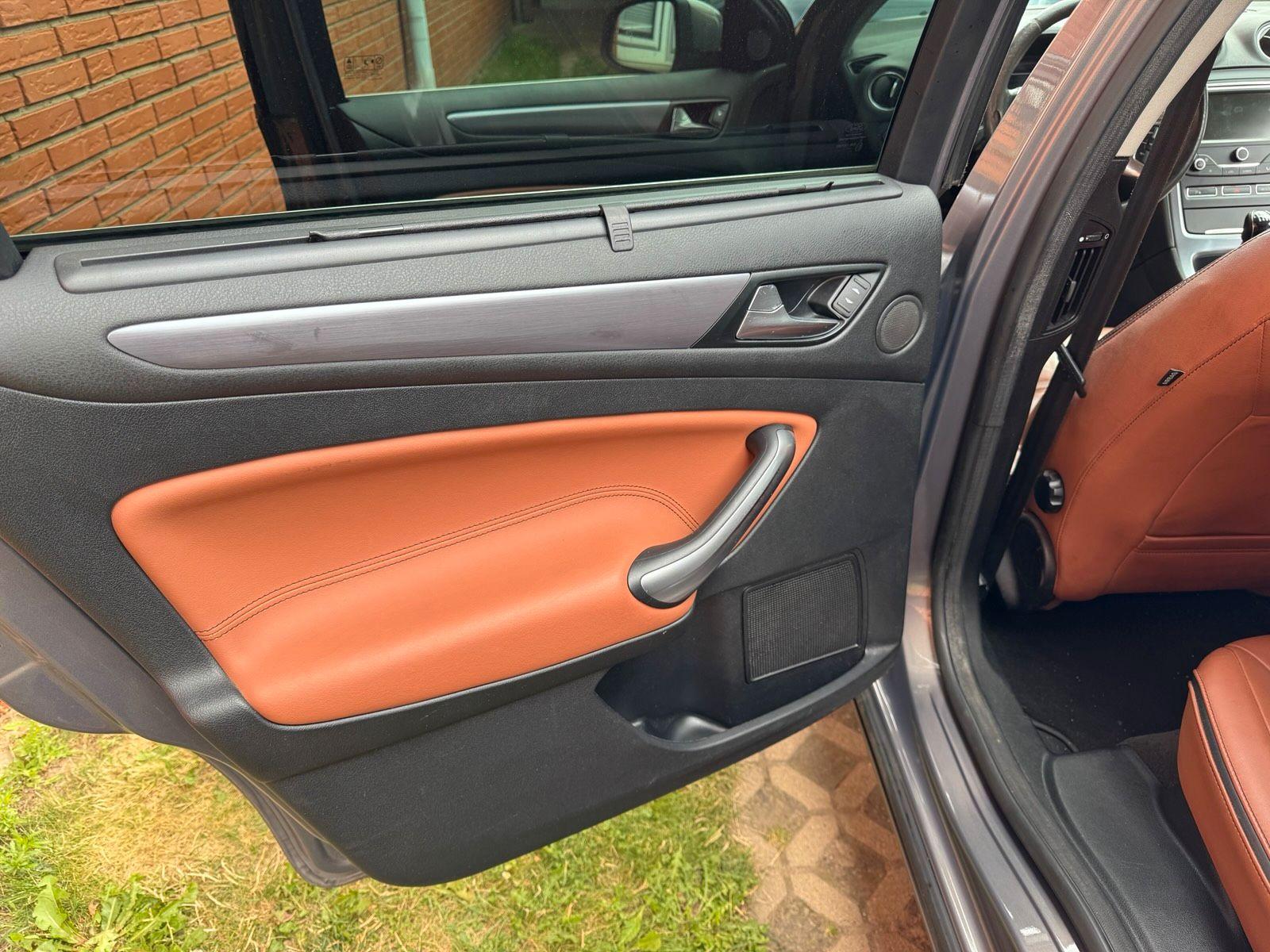 Ford Mondeo 2012 — photo 8