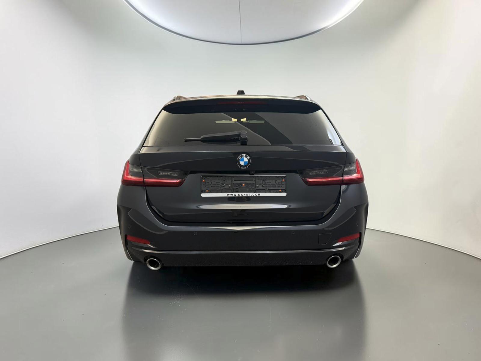BMW 318d T PANO*ACC*SPORTSITZE*ADAPTIV LED*RÜCKKAM