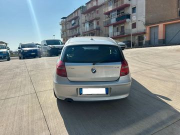 BMW 118 - 12