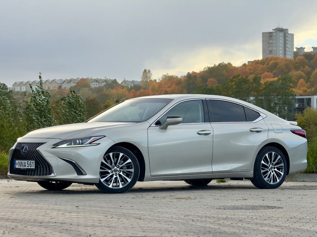 Lexus ES 300