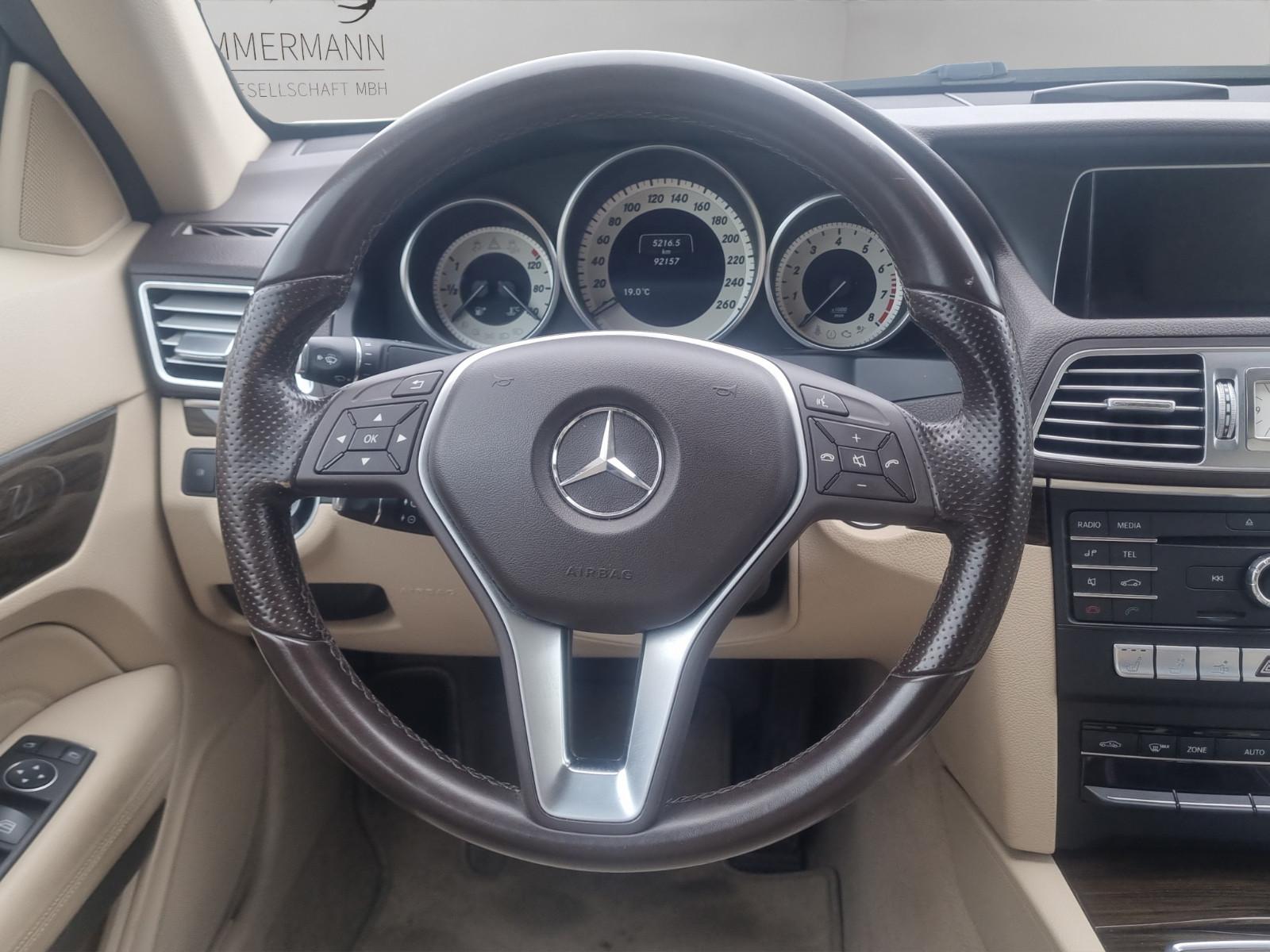 Mercedes-Benz E 200 Cabrio AHK/CAM/PTS/LED