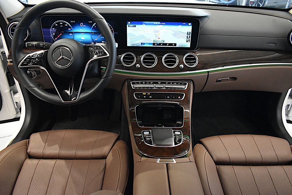 Mercedes-Benz E 300 e T 9G-TRONIC Exclusive – Bild 9