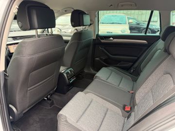 Volkswagen Passat Variant - 6