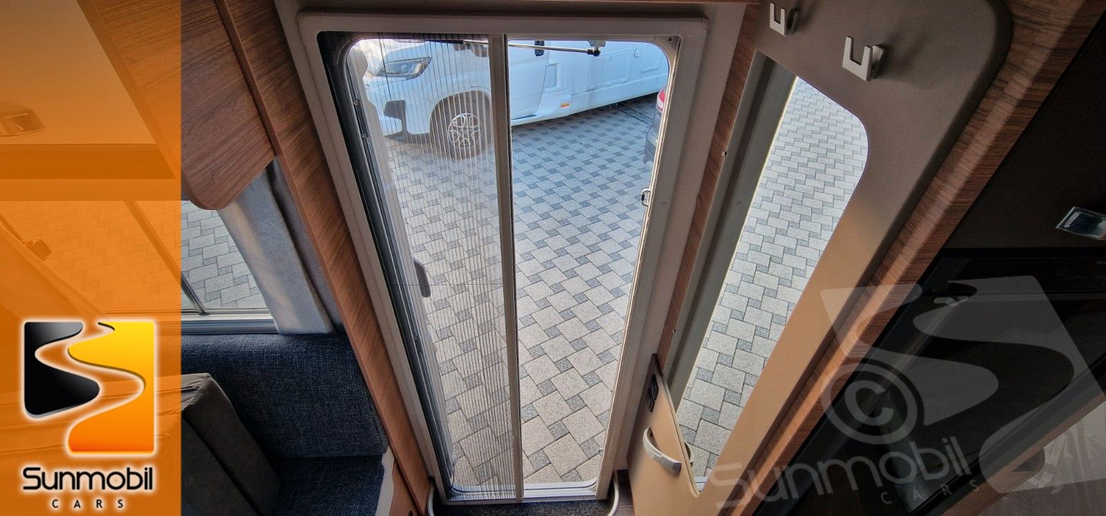 Fahrzeugabbildung Weinsberg CaraLoft 650 MF Ford 165 PS Automat Lithium Akku