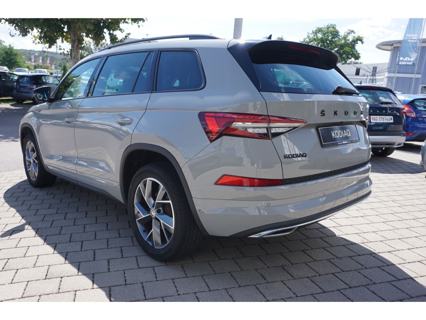Skoda Kodiaq 2.0 TDI Sportline 4x4 DSG AHK Navi LED AC foto 5