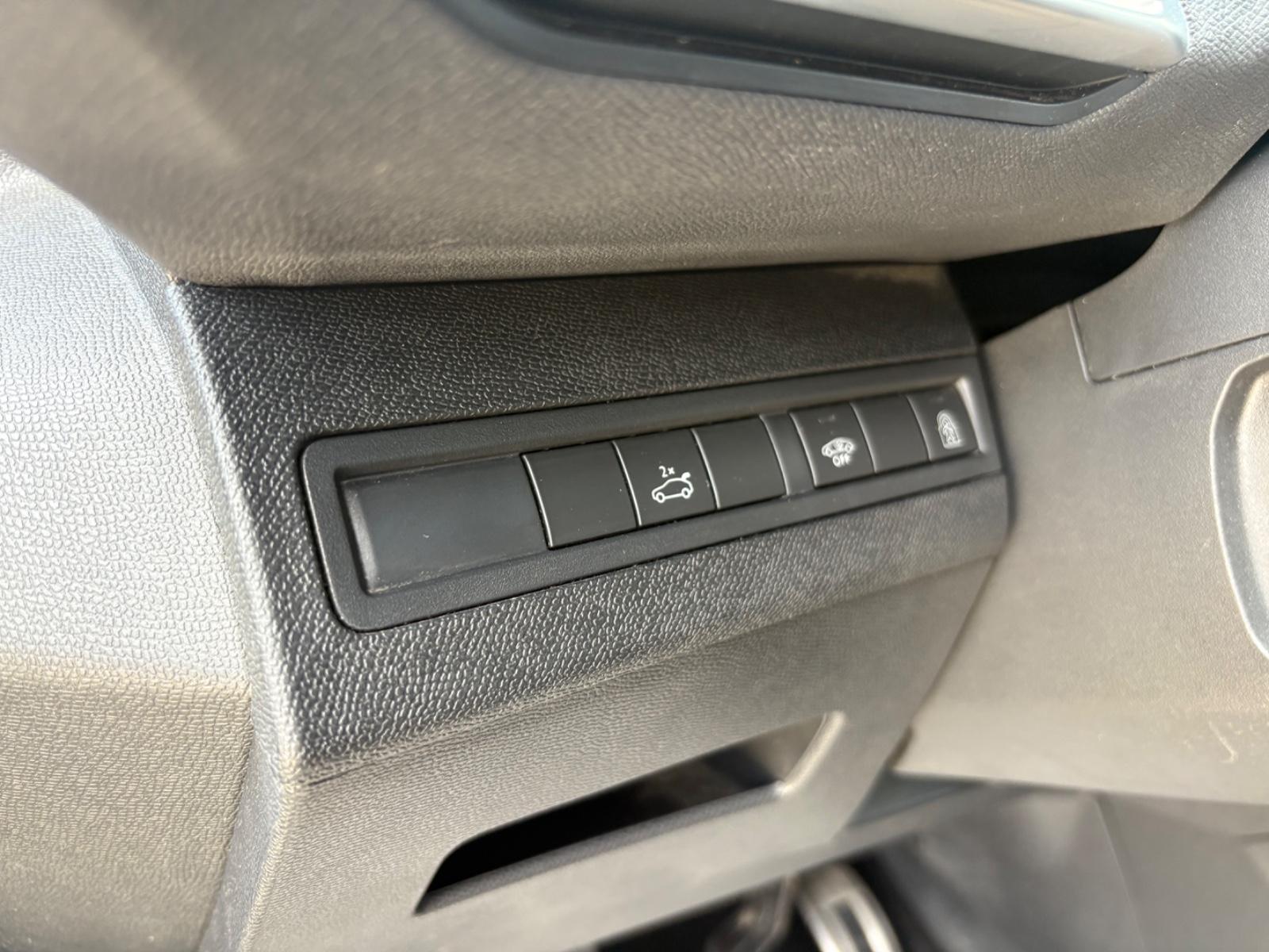 Peugeot 3008 2.0 GT-LINE/360* KAM/SHZ/NAVI/PANO/TÜV NEU
