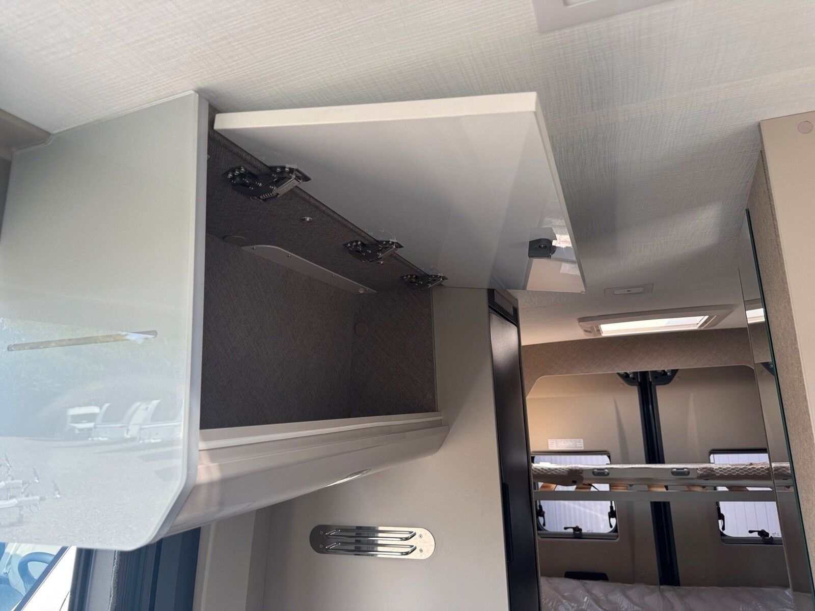 Fahrzeugabbildung Karmann Davis Lifestyle DA 591 LS Markise Combi D6E