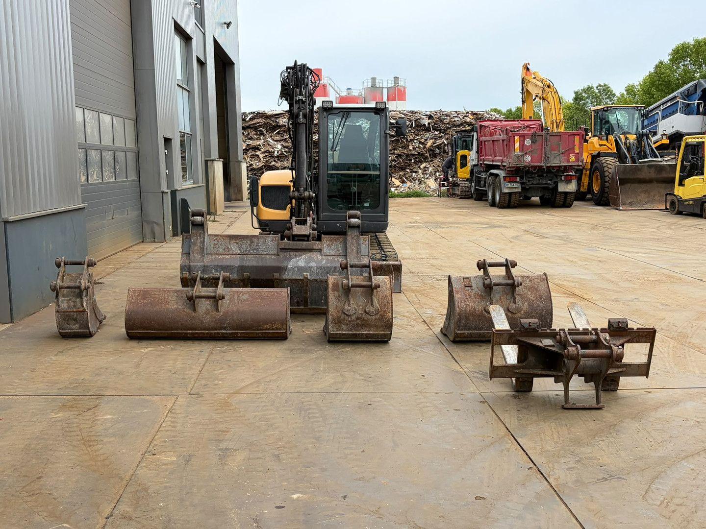 MECALAC 6MCR MEC01