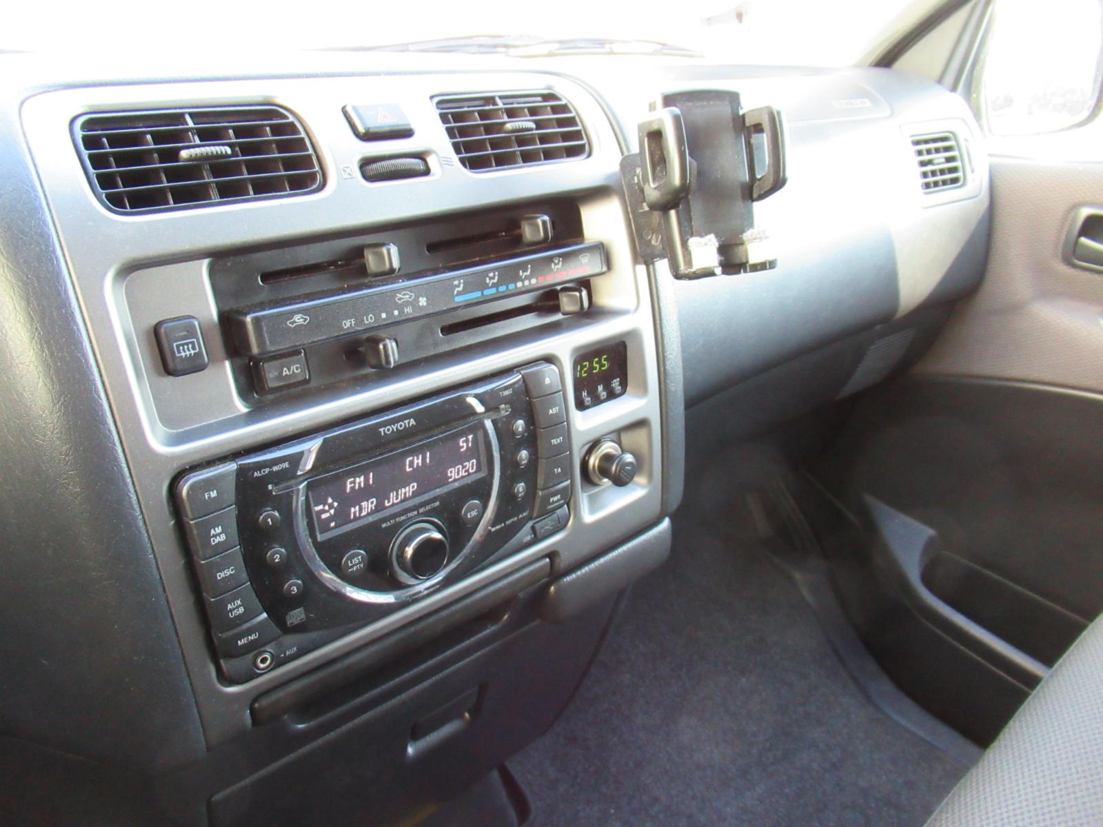 Toyota Hiace Camper 2.5 D4-D lang/2.Hd/Autom./Klima/SHZ