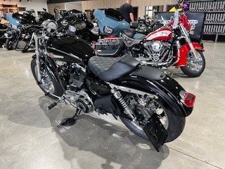 Fahrzeugabbildung Harley-Davidson Sportster XL1200C Custom Finanzierung ab 4,99%