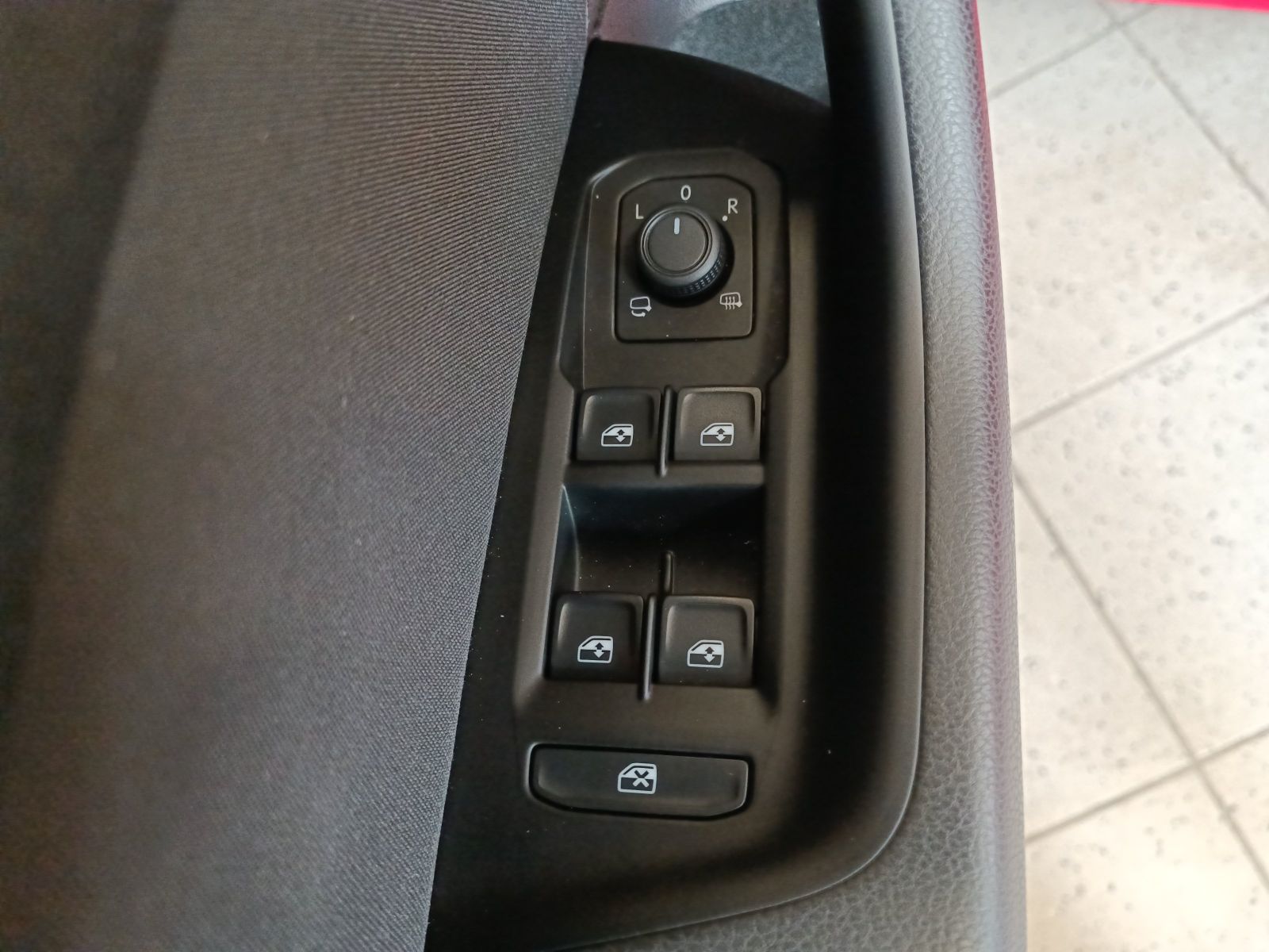 Volkswagen Passat - Bild 16